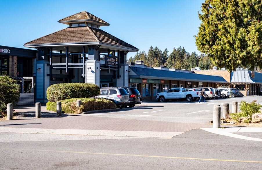 5755 Cowrie St, Sechelt, BC for lease - Building Photo - Image 2 of 22
