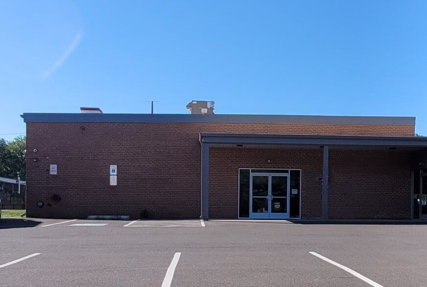 1020 Industrial Blvd, Southampton, PA for lease - Building Photo - Image 1 of 14