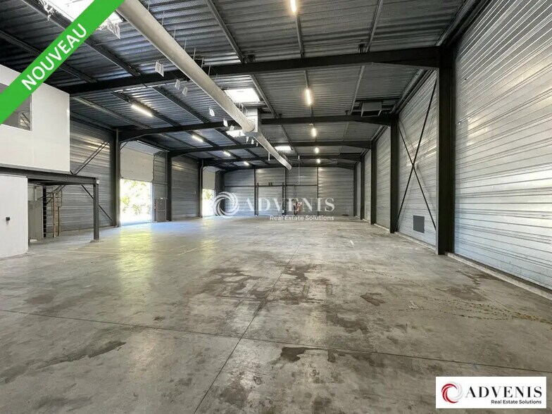 Flex in Bruges for lease - Interior Photo - Image 3 of 7