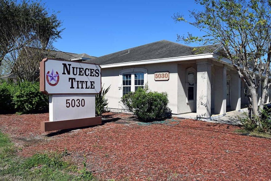 5030 Holly Rd, Corpus Christi, TX 78411