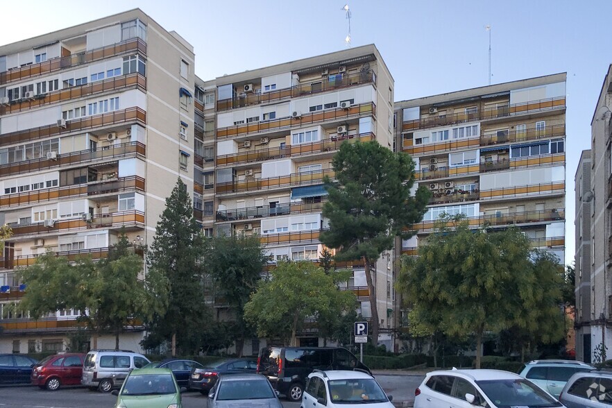 Calle Andorra, 11, Fuenlabrada, Madrid for lease - Primary Photo - Image 1 of 1