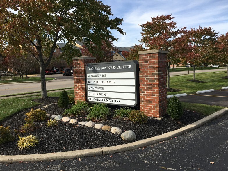 8170 Washington Village Dr, Washington Township, OH for sale - Building Photo - Image 1 of 1