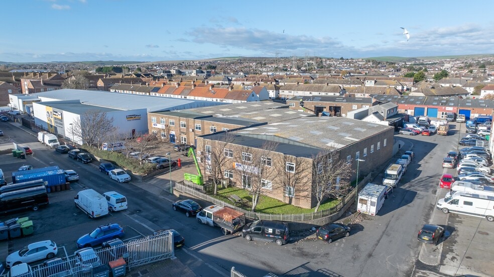 Chapel Road Southwick portfolio of 2 properties for sale on LoopNet.com - Building Photo - Image 2 of 2