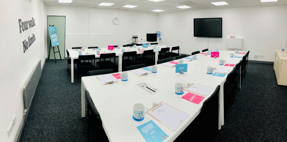 Turnstall Rd, Leeds for lease - Building Photo - Image 2 of 7