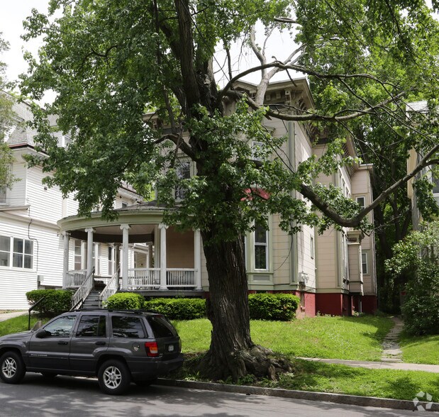 106 S Lake Ave, Albany, NY for sale - Building Photo - Image 3 of 5