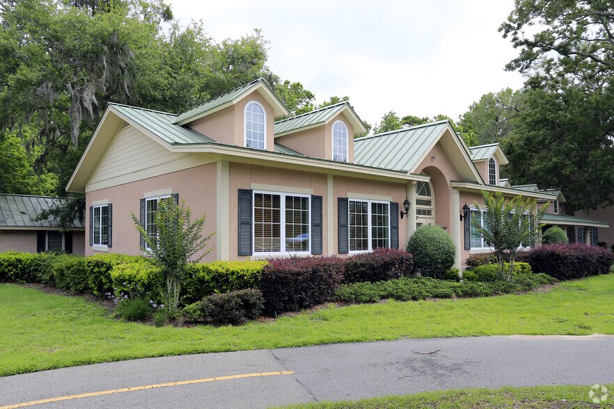 200 Central Ave, Hilton Head Island, SC for sale - Primary Photo - Image 1 of 1