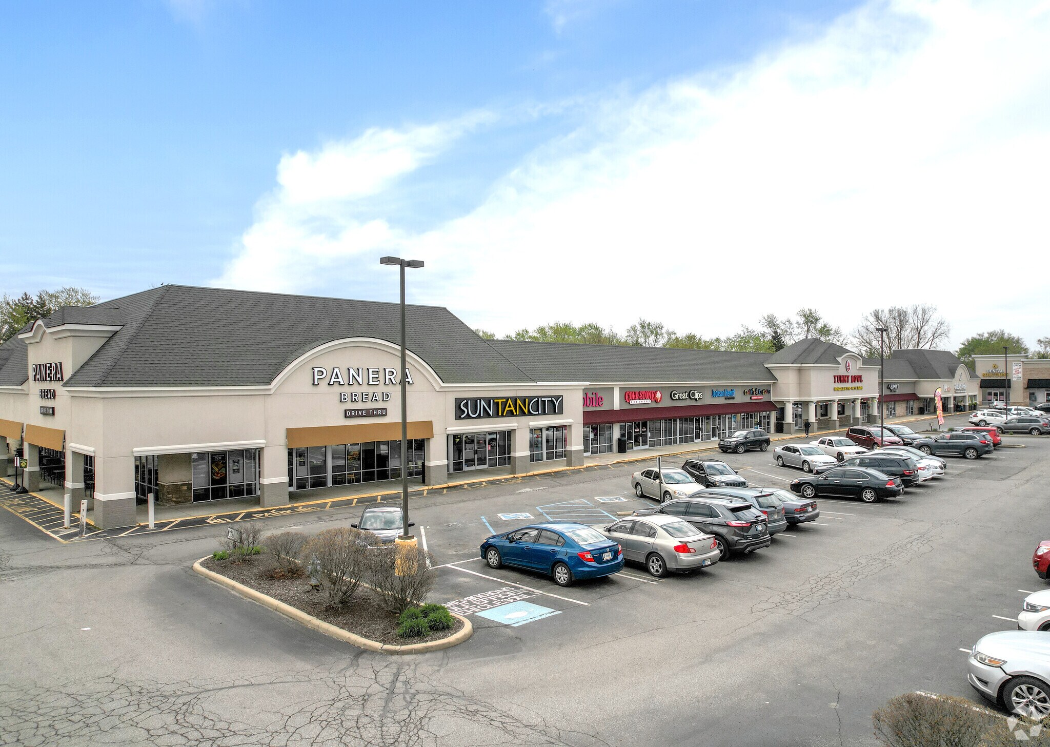 55 S Raceway Rd, Indianapolis, IN for sale Primary Photo- Image 1 of 1