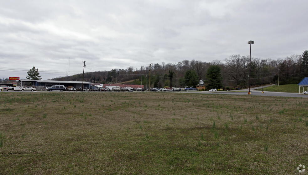 4825 Dayton Blvd, Chattanooga, TN for lease - Primary Photo - Image 2 of 2