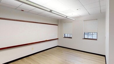 1601-1615 Edgewater Dr, Orlando, FL for lease Building Photo- Image 2 of 5