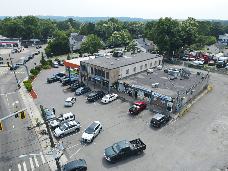 1789-1805 New York Ave, Huntington Station, NY for lease - Building Photo - Image 2 of 8