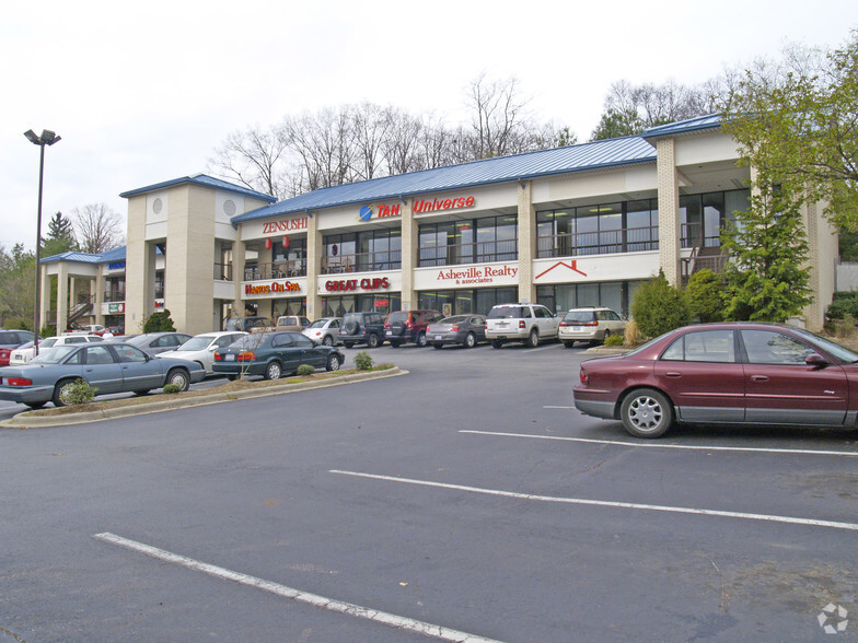 640 Merrimon Ave, Asheville, NC for lease - Building Photo - Image 2 of 22