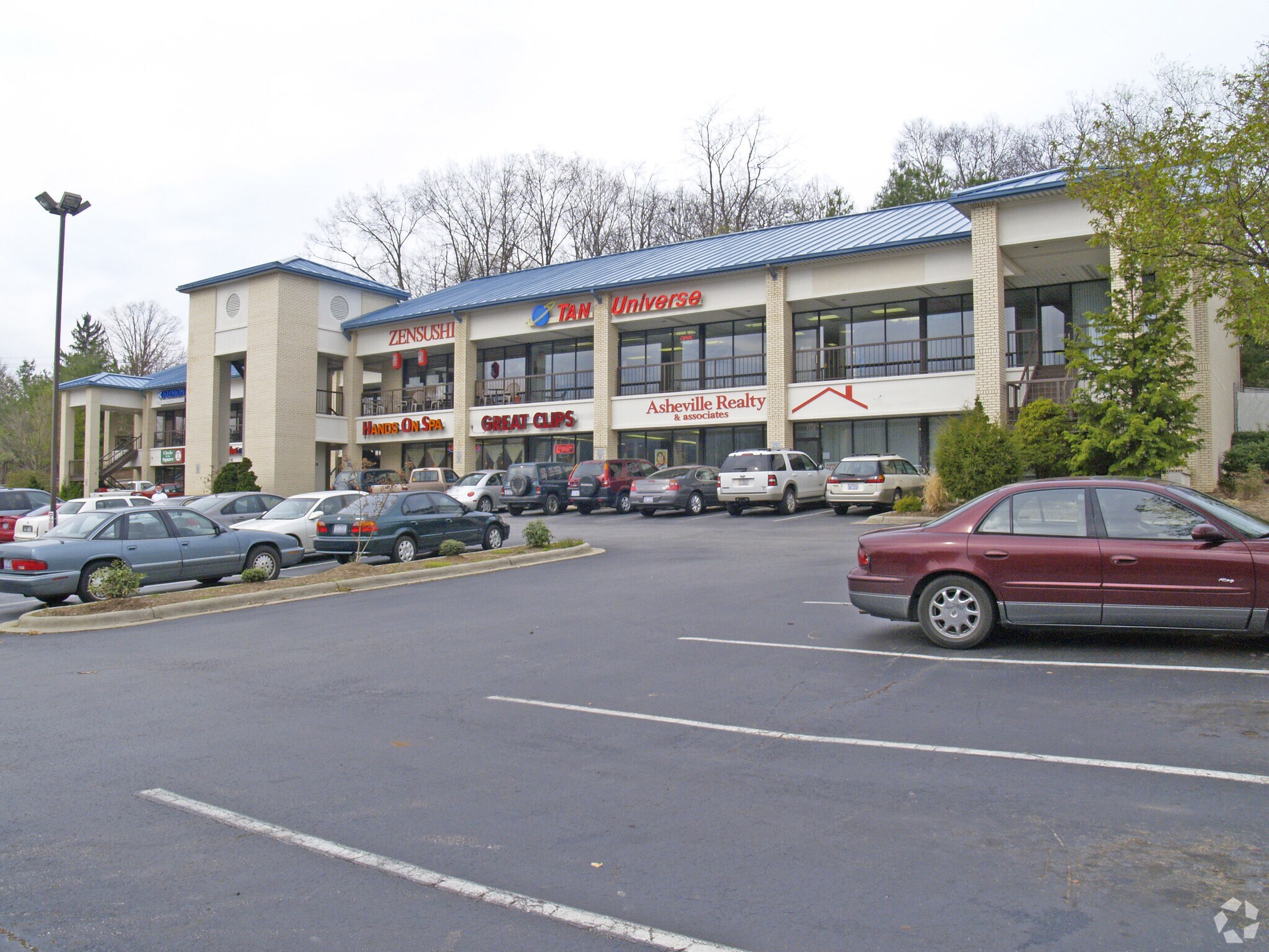 640 Merrimon Ave, Asheville, NC 28804 Merrimon Square