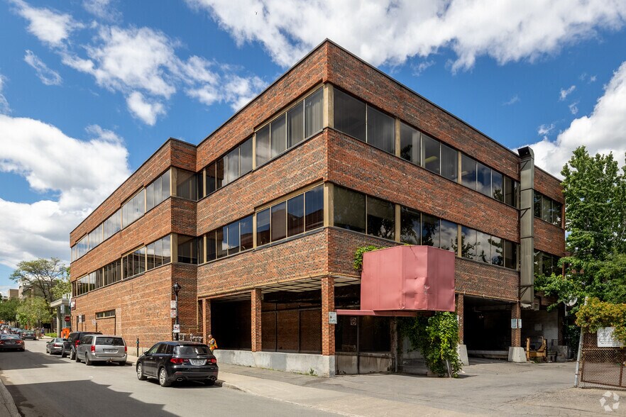 1250-1260 Rue Sainte-Catherine E, Montréal, QC for lease - Building Photo - Image 3 of 4