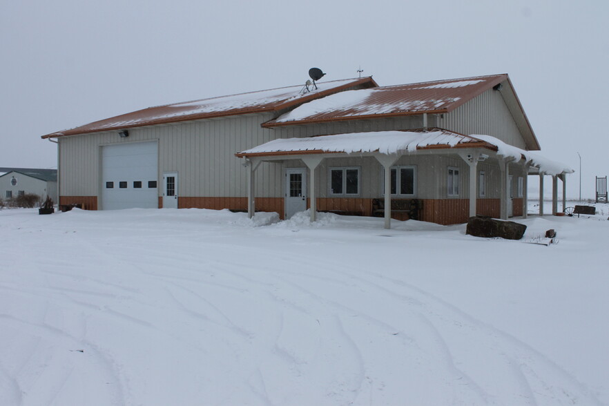 2220 229th Pl, Ames, IA for sale - Primary Photo - Image 1 of 1