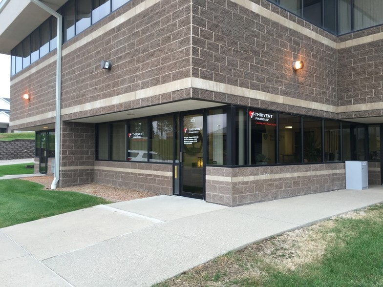 4300 S Lakeport St, Sioux City, IA 51106