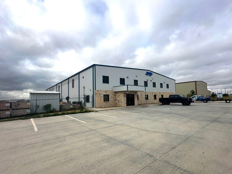13005 W Interstate 20 E, Odessa, TX for lease - Primary Photo - Image 1 of 17