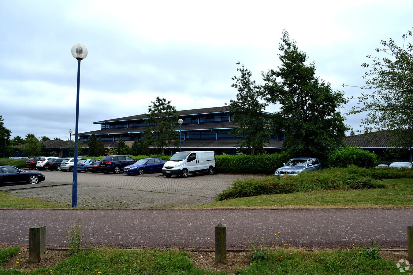 Chalkdell Dr, Milton Keynes, BKM MK5 6LB Shenley Pavilions