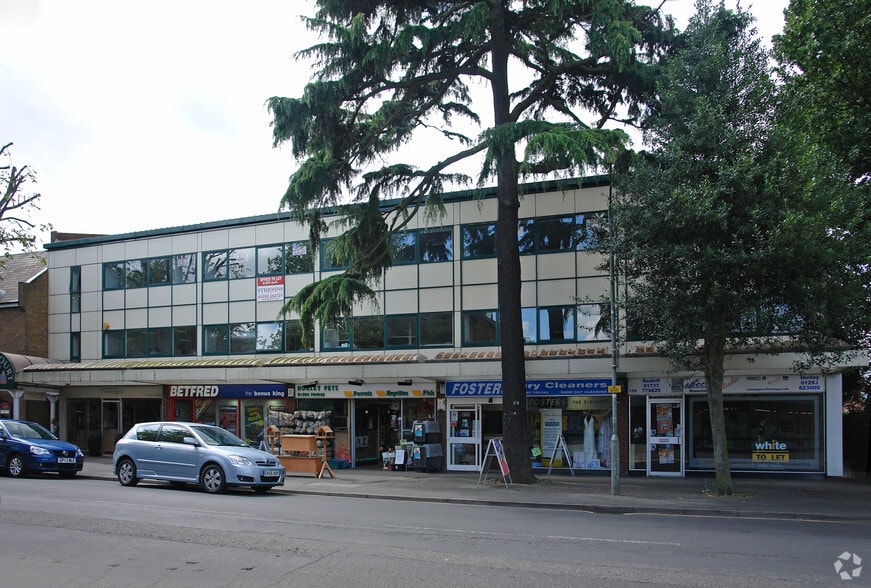 121-129 Victoria Rd, Horley for sale - Primary Photo - Image 1 of 1