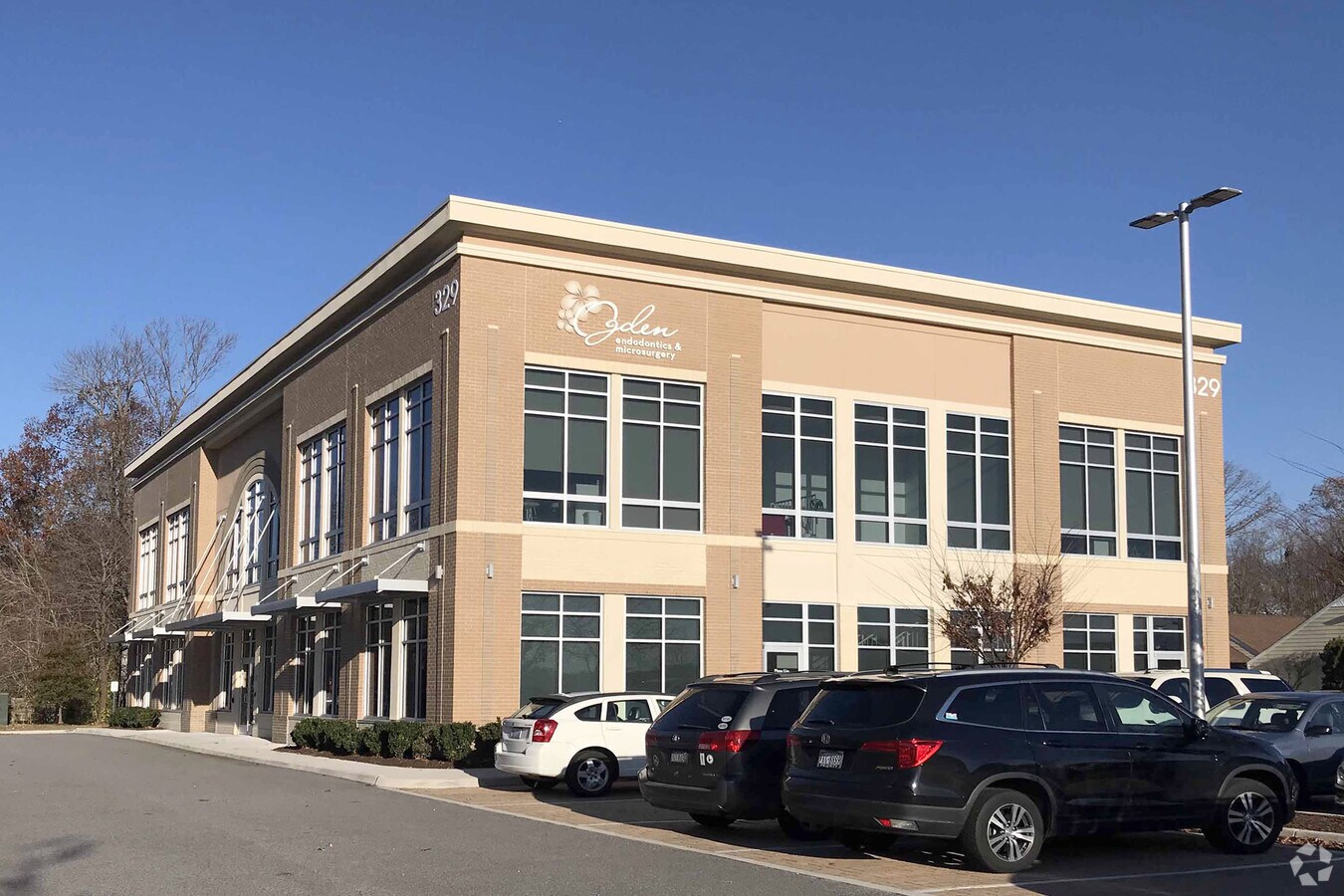 329 Edwin Dr, Virginia Beach, VA 23462