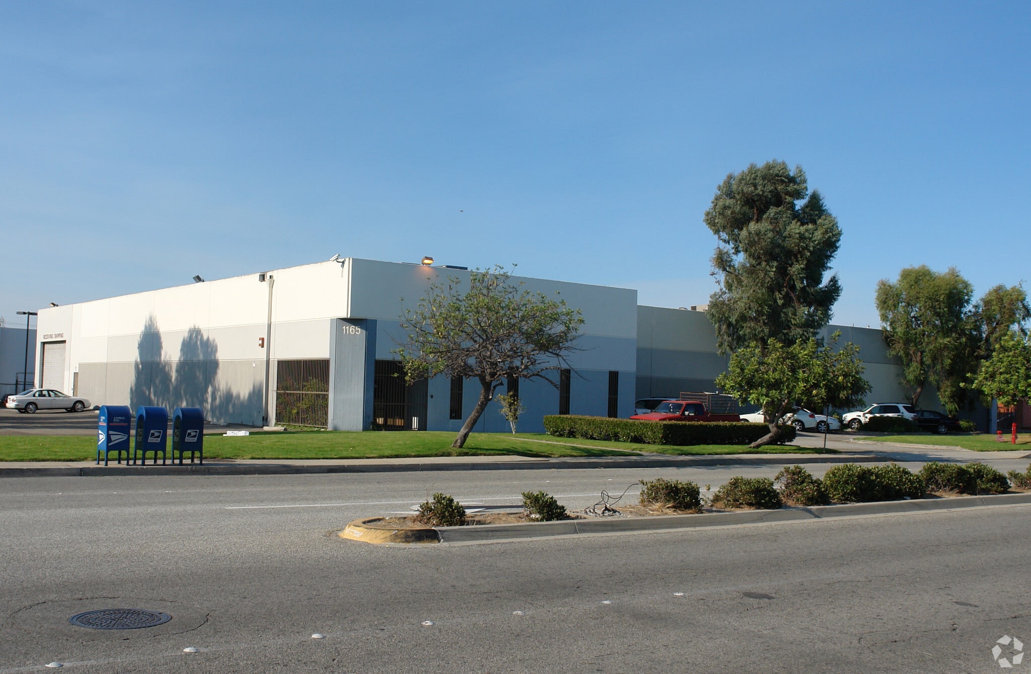 1165 W Walnut St, Compton, CA for lease Primary Photo- Image 1 of 6