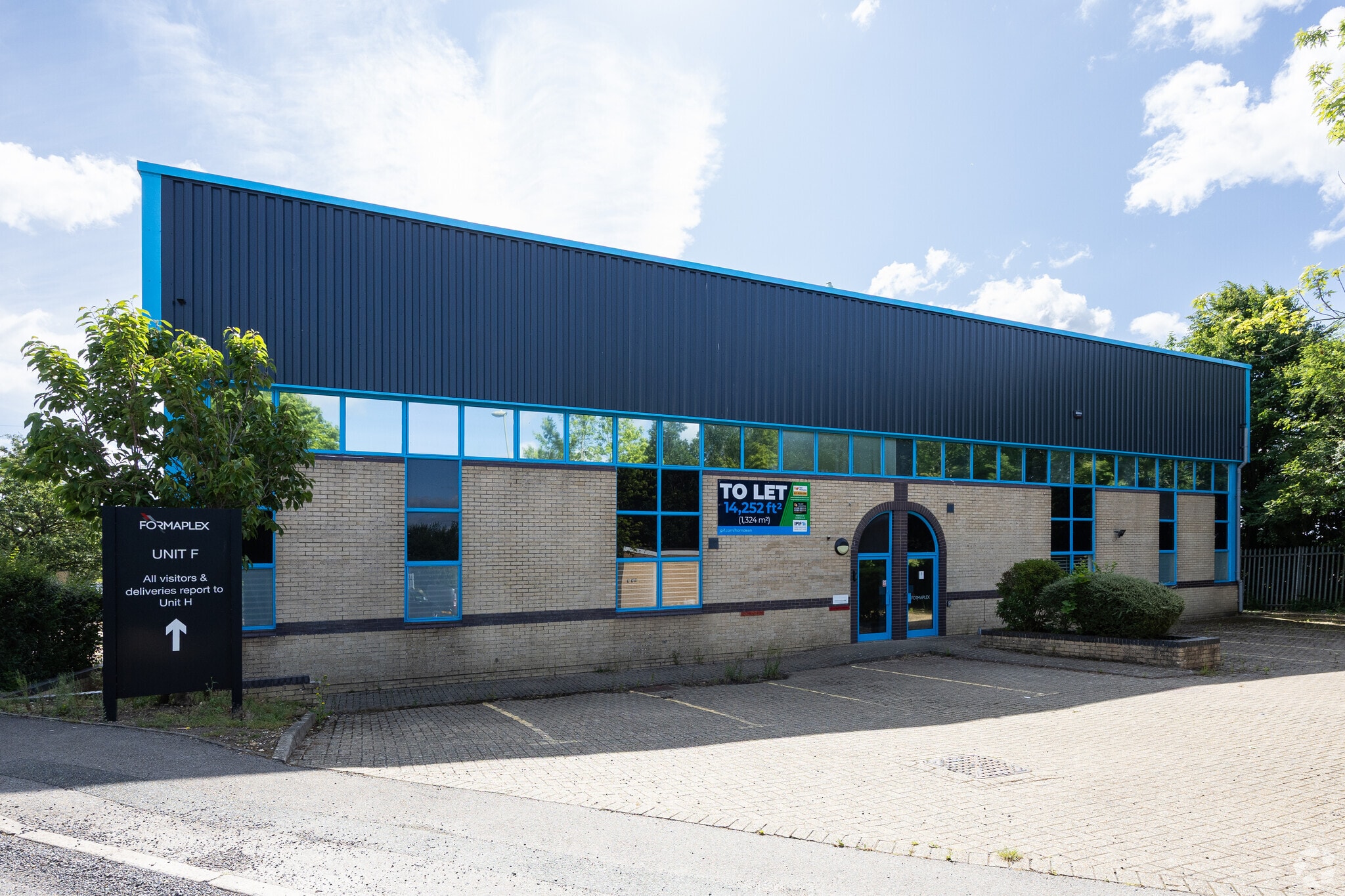Lakesmere Rd, Horndean for lease Building Photo- Image 1 of 1