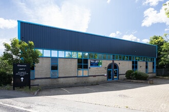 Lakesmere Rd, Horndean for lease Building Photo- Image 1 of 1