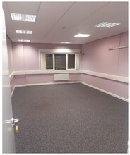 Forth View Industrial Estate, Dunfermline for lease Interior Photo- Image 2 of 2