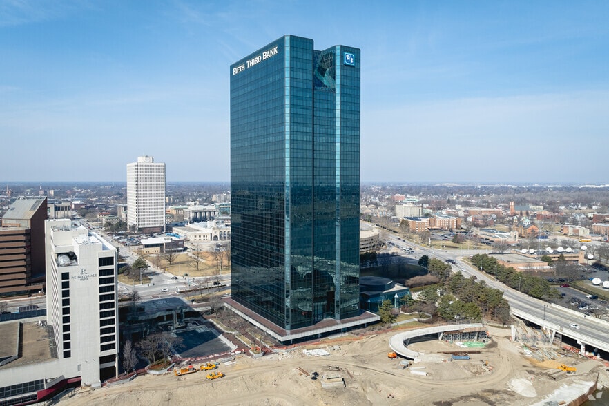 1 Seagate, Toledo, OH for lease - Building Photo - Image 1 of 10