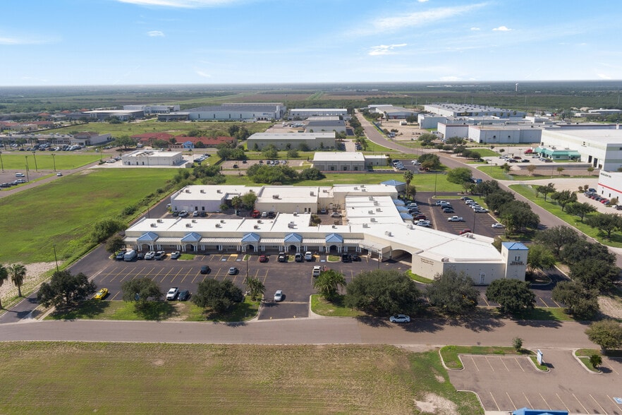 909 Business Park Dr, Mission, TX for lease - Building Photo - Image 2 of 6