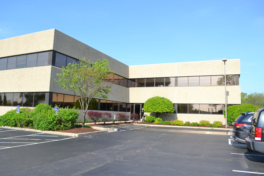 210 N Hammes Ave, Joliet, IL for lease - Building Photo - Image 3 of 13