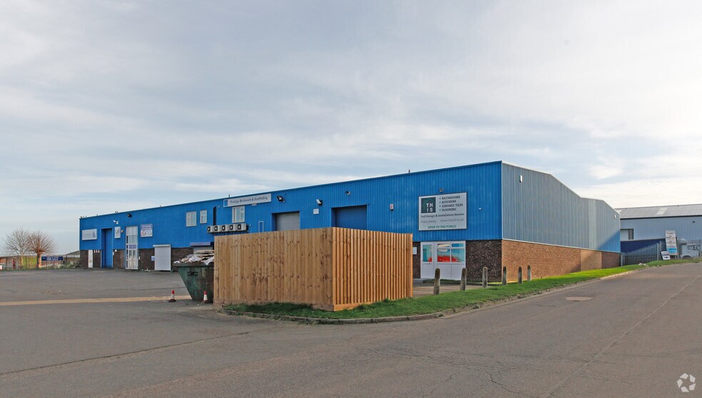 Wellingborough Rd, Rushden, NN10 6BQ Industrial for Sale