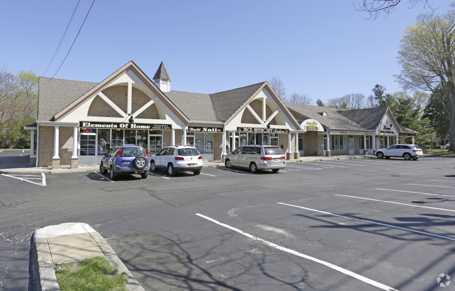 412 Route 25A, Saint James, NY for lease - Primary Photo - Image 1 of 19