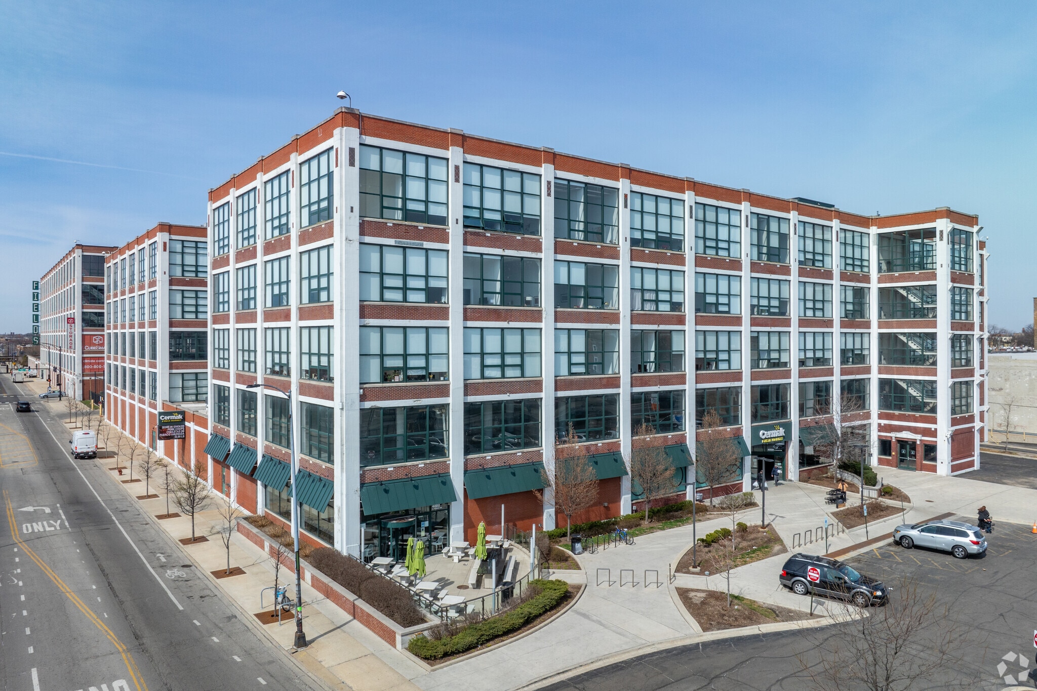 4000 W Diversey Ave, Chicago, IL for lease Building Photo- Image 1 of 17