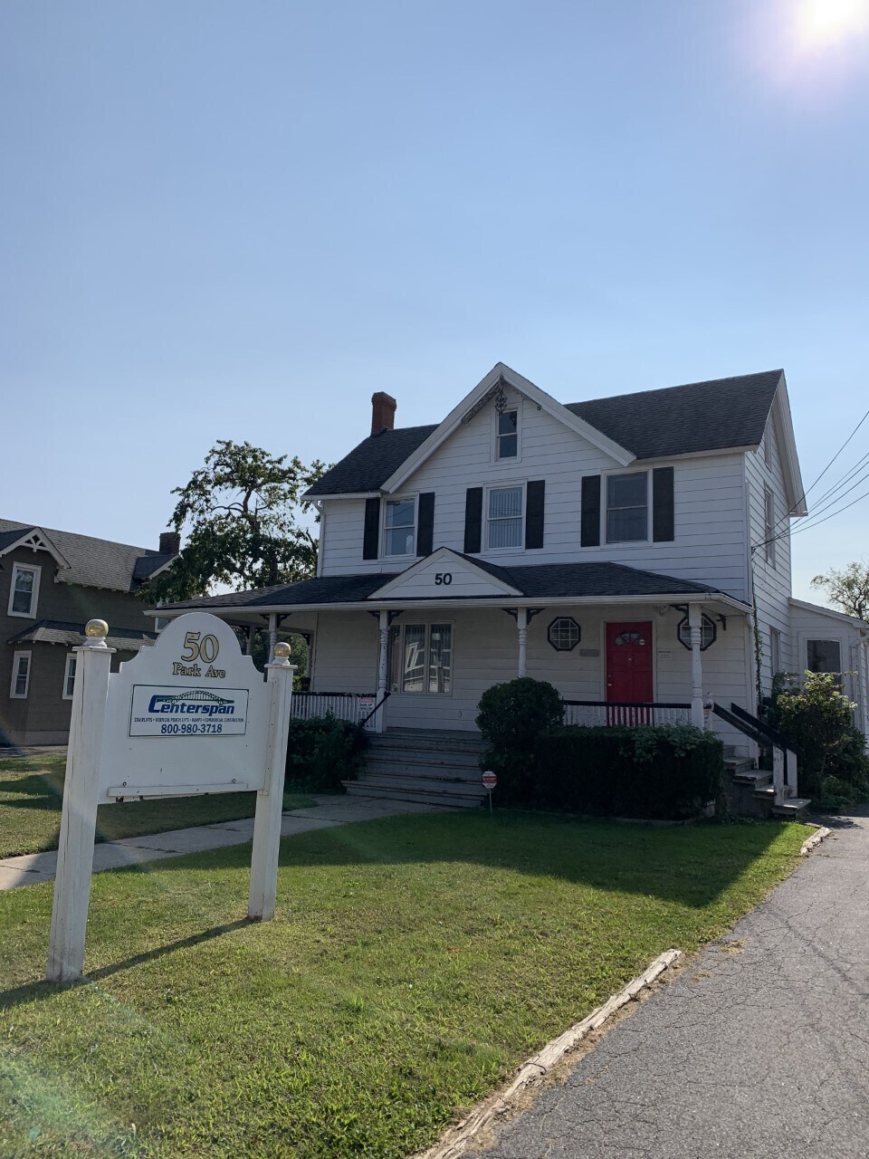 50 Park Ave, Bay Shore, NY 11706