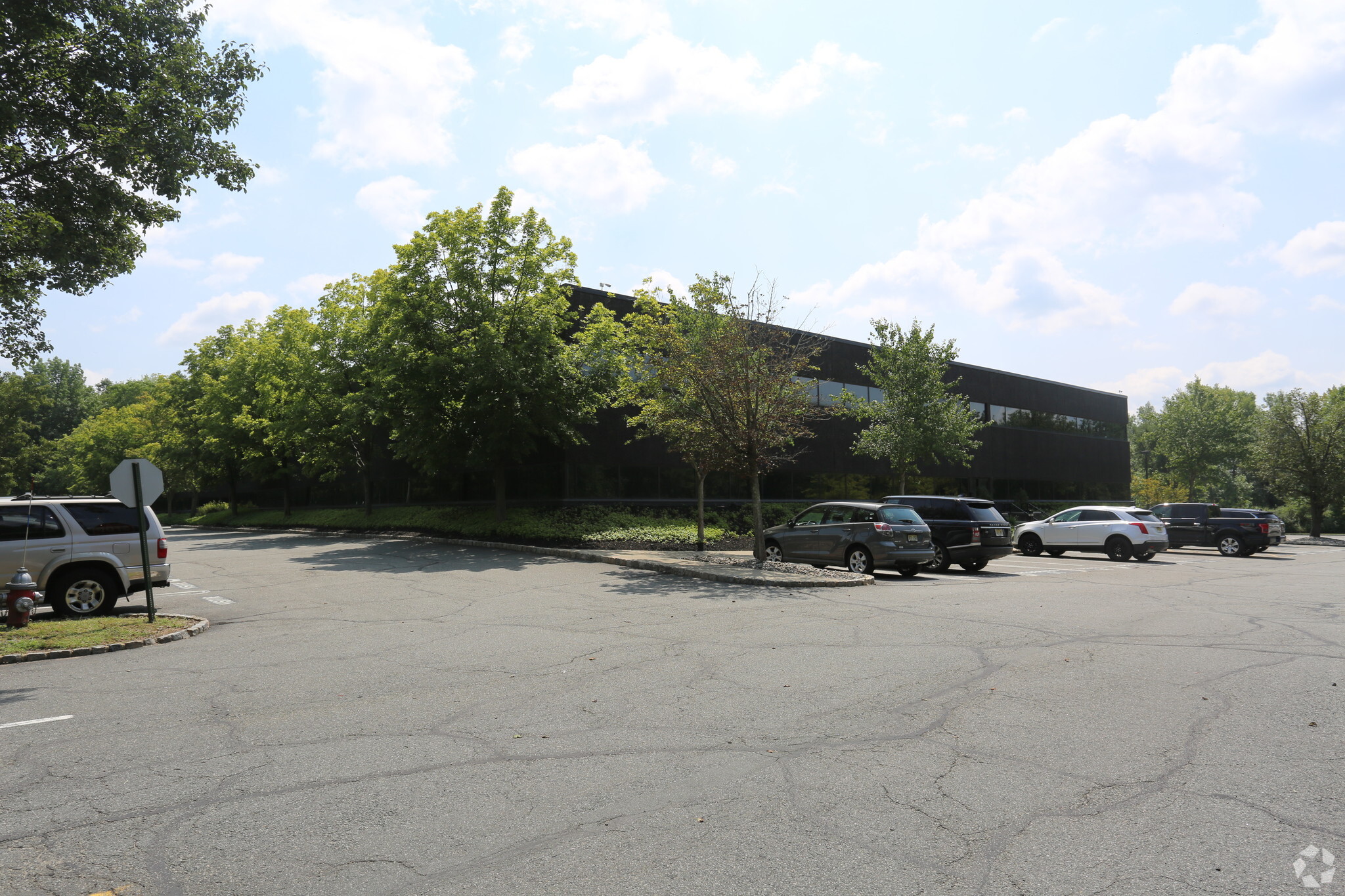 70 S Orange Ave, Livingston, NJ for lease Primary Photo- Image 1 of 5