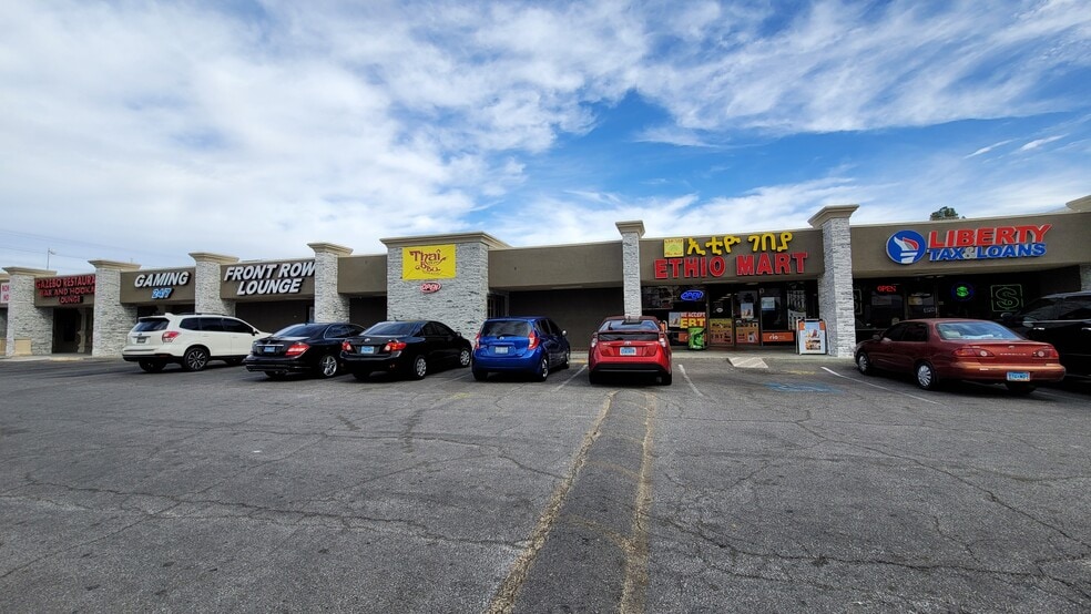 4180 S Jones Blvd, Las Vegas, NV for lease - Building Photo - Image 1 of 1