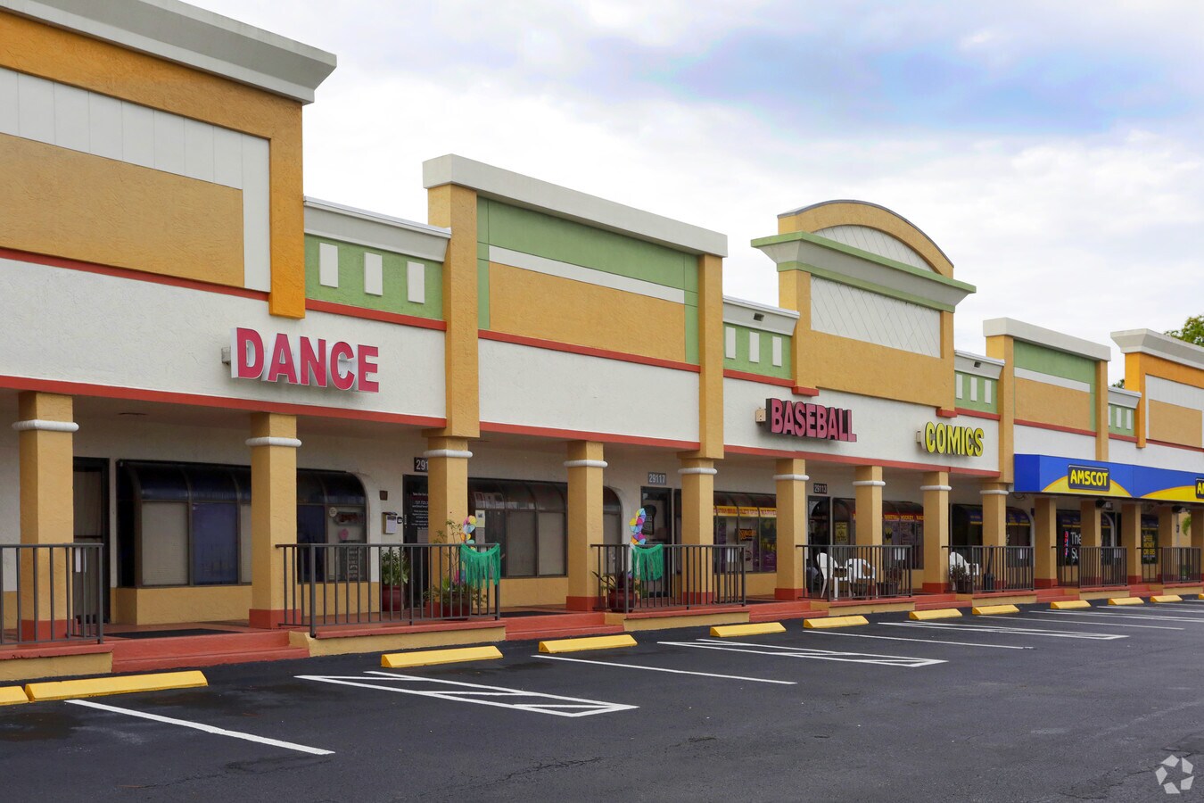 2880128929 US Hwy 19, Clearwater, FL 33761 Serendipity Plaza