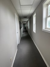 142 Main St, Poca, WV for lease Interior Photo- Image 2 of 4