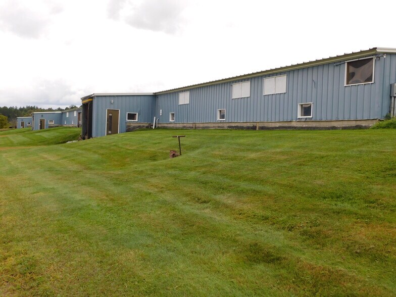2127 Cadys Falls Rd, Morristown, VT for lease - Building Photo - Image 1 of 4