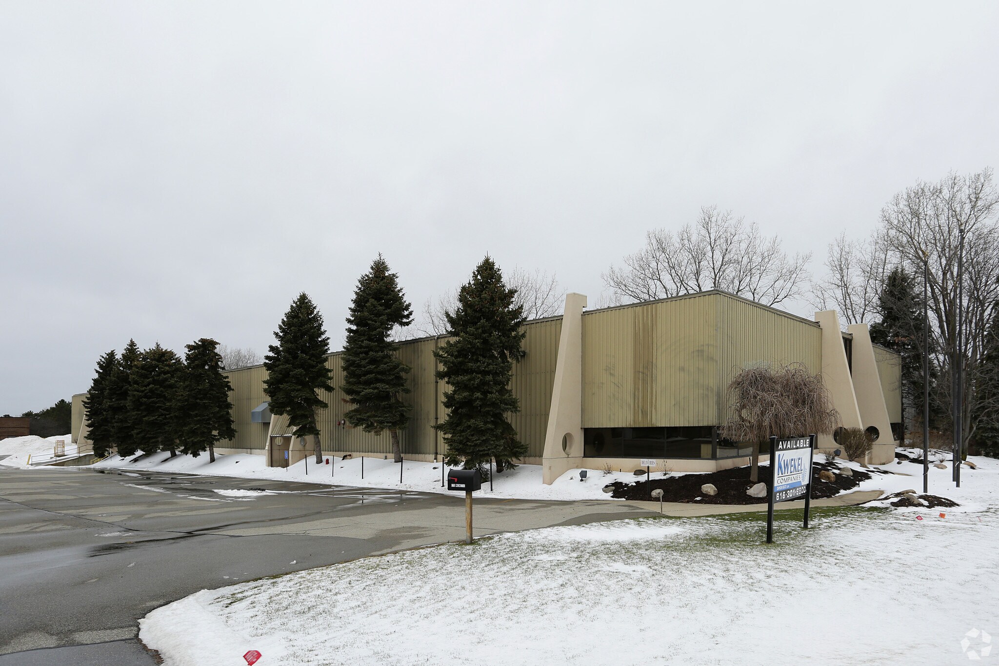 4311 Patterson Dr SE, Grand Rapids, MI for sale Primary Photo- Image 1 of 1