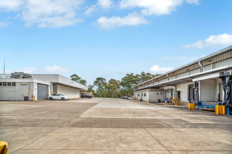 3 Trent Rd, North Rocks for sale - Primary Photo - Image 1 of 3