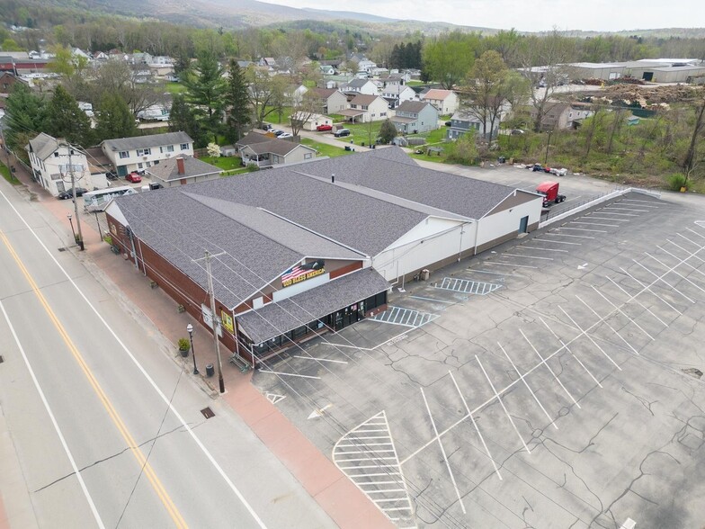 1176 National Pike, Hopwood, PA for lease - Building Photo - Image 1 of 15