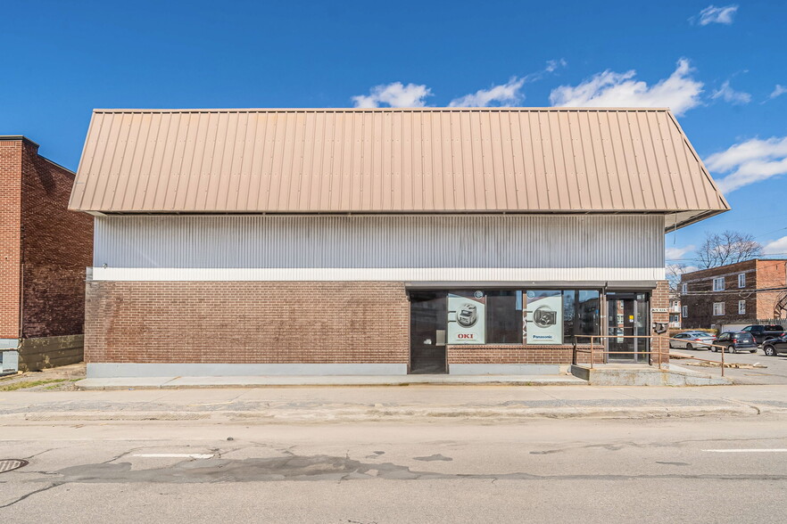 5805 Boul Décarie, Montréal, QC for lease - Building Photo - Image 3 of 26