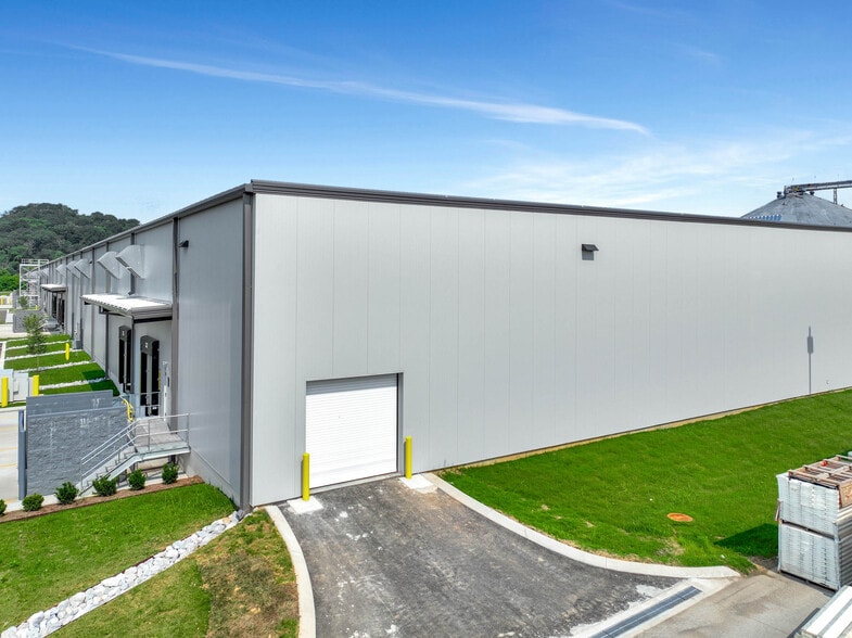 2685 Riverport Rd, Chattanooga, TN for lease - Building Photo - Image 3 of 34