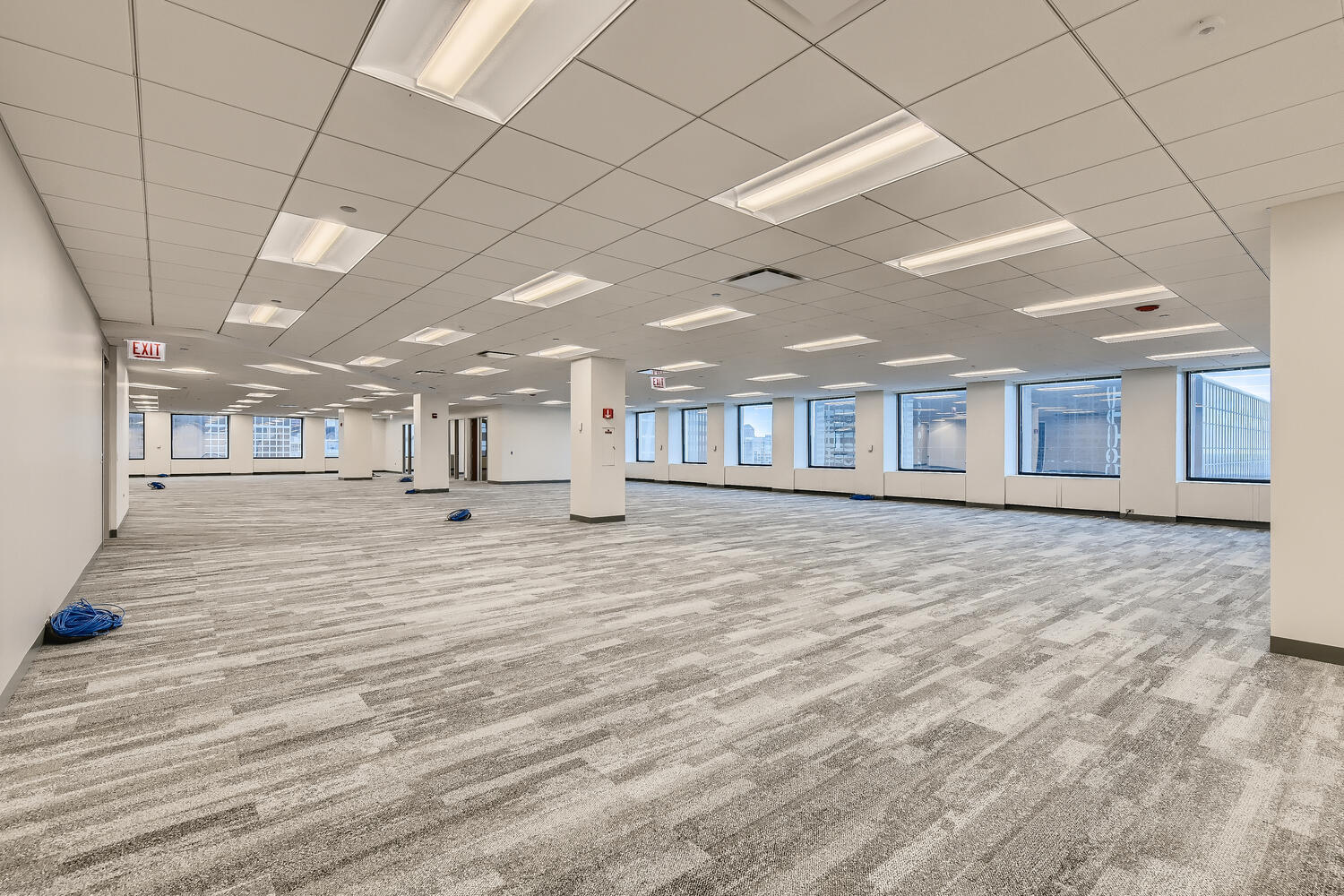 222 S Riverside Plz, Chicago, IL for lease Building Photo- Image 1 of 8