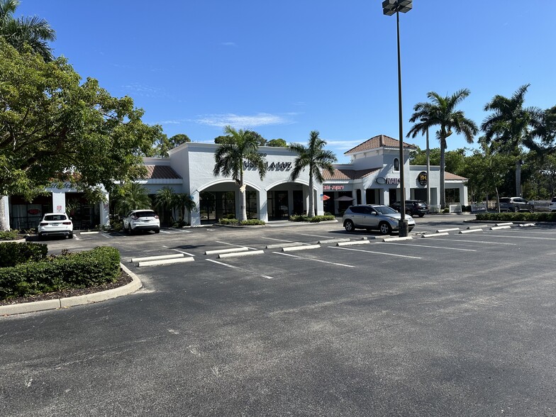 13500 Tamiami Trl N, Naples, FL for lease - Building Photo - Image 1 of 9