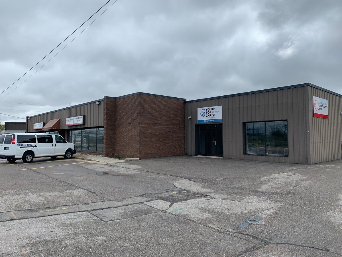 11124 Chicago Dr, Holland, MI 49424