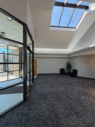 More details for 42 Woodcroft Trl, Dayton, OH - Office for Lease