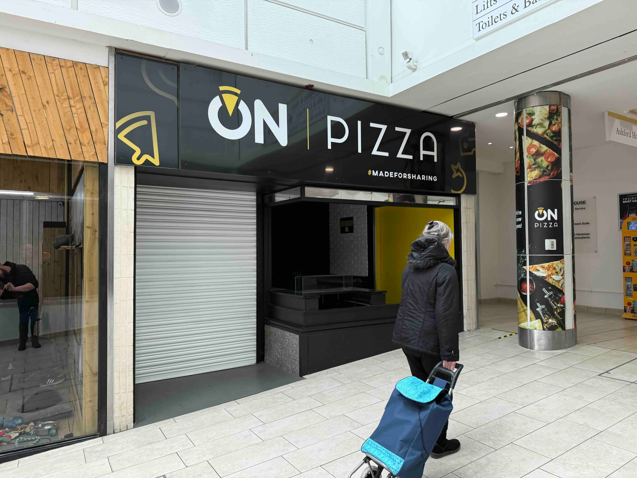 County Sq, Ashford for lease Building Photo- Image 1 of 1