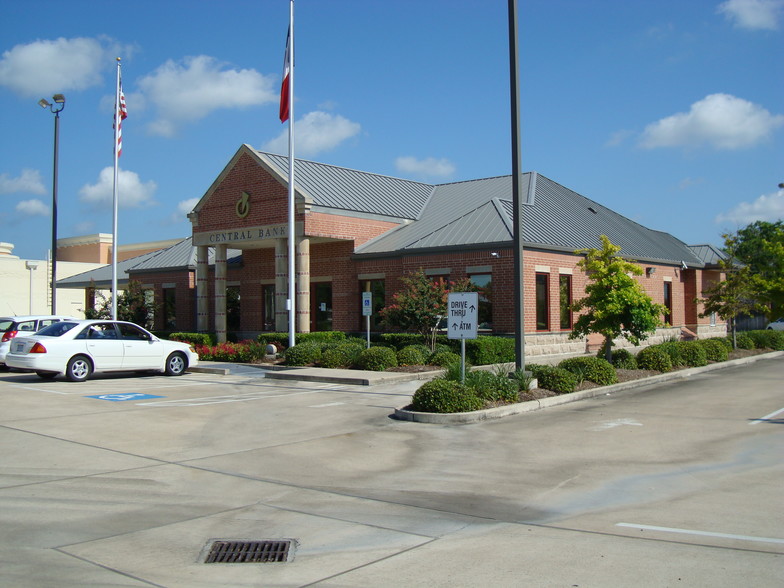 12112 Bellaire Blvd, Houston, TX for lease - Building Photo - Image 2 of 57